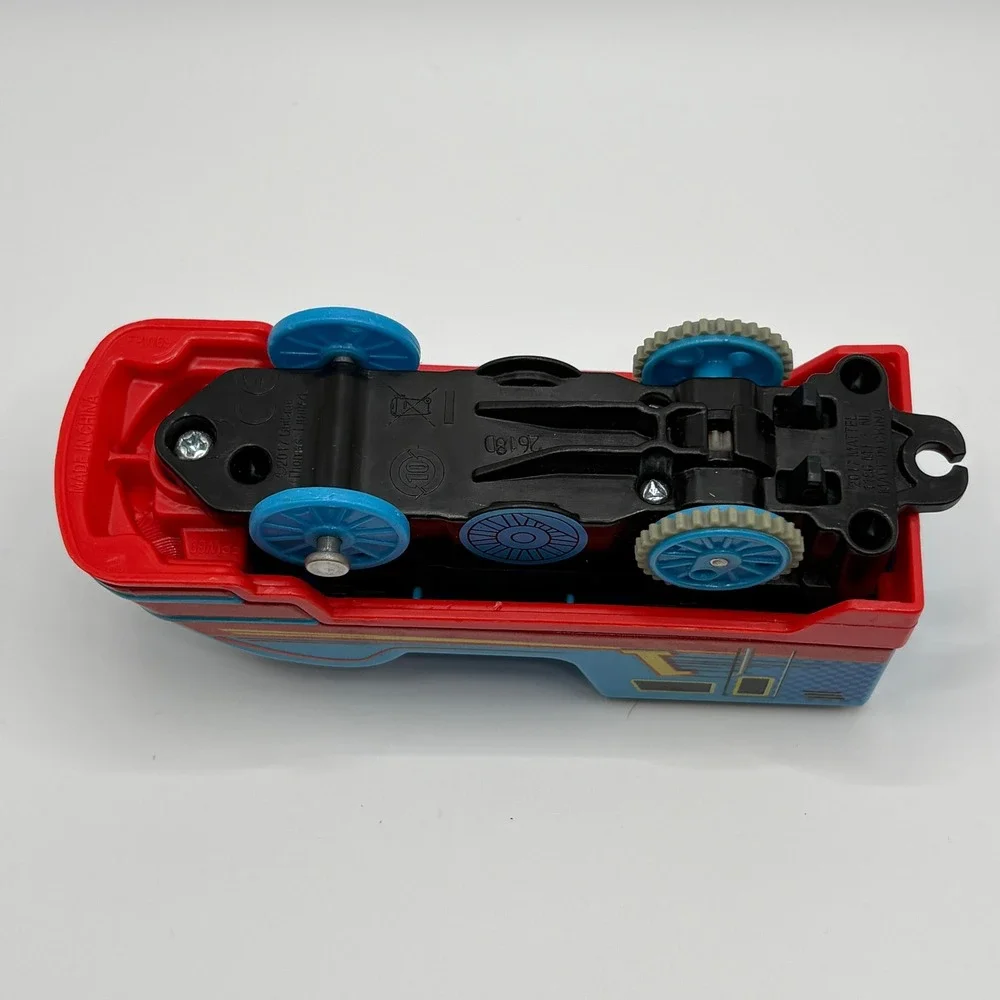 2017 Trackmaster Turbo Thomas Thomas & Friends Motorized Train FFW69